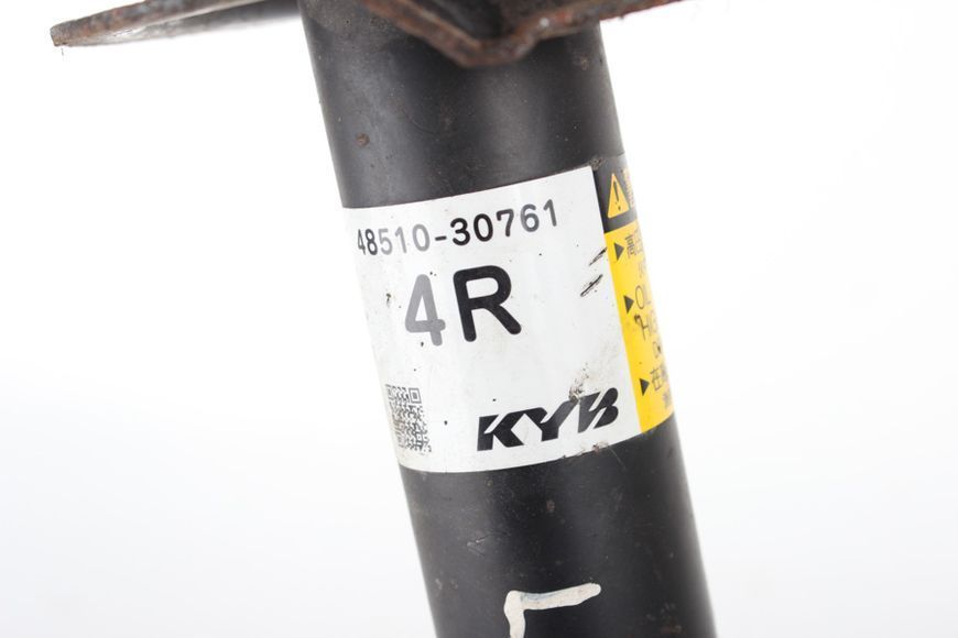 Купить Амортизатор передний правый Lexus GS (S190) 2005-2012 4851080441 7521 б/у на авторазборке