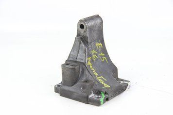 Купити Кронштейн кріплення генератора Corolla E15 (E150) 2007-2013 1251137010 52160 б/у на авторозборці