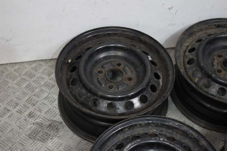 Купить Диск колесный R14 железо комплект Corolla E12 (E120) 2000-2006 4261102450 70422 б/у на авторазборке