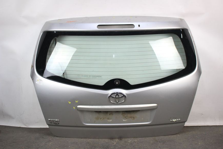Купити Кришка багажника Corolla Verso 2004-2009 670050F010 63743 б/у на авторозборці
