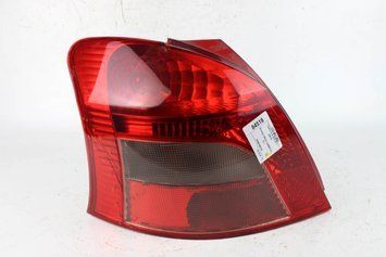 Купить Фонарь левый с дефектом EU Yaris 2005-2011 815610D110 84518 б/у на авторазборке
