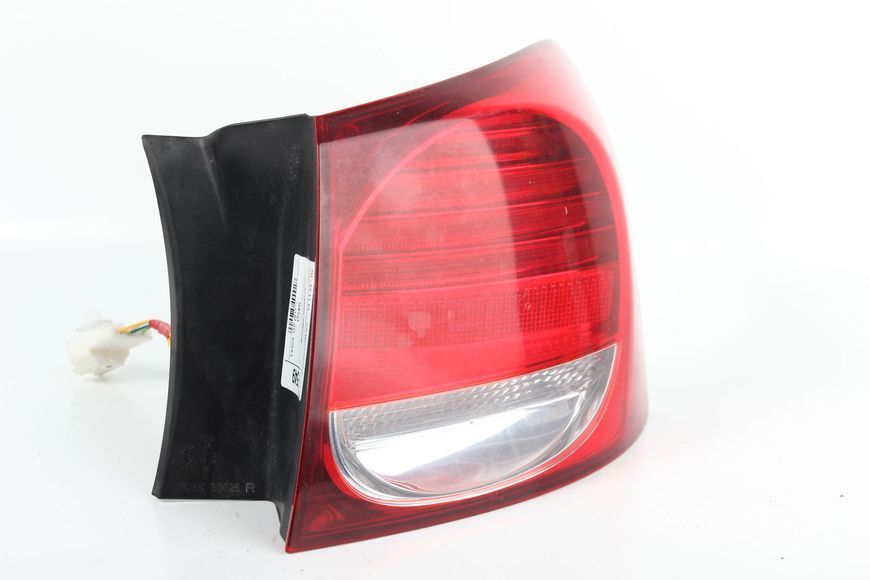 Купити Ліхтар правий Lexus GS (S190) 2005-2012 8155130A40 7549 б/у на авторозборці