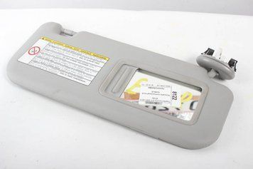 Купить Козырёк солнцезащитный правый Corolla E15 2007-2013 7431012A60B0 8122 б/у на авторазборке