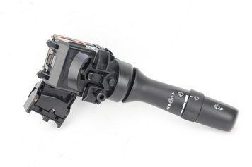 Купити Перемикач підрульовий правий Corolla E15 (E150) 2007-2013 8465205200 69795 б/у на авторозборці