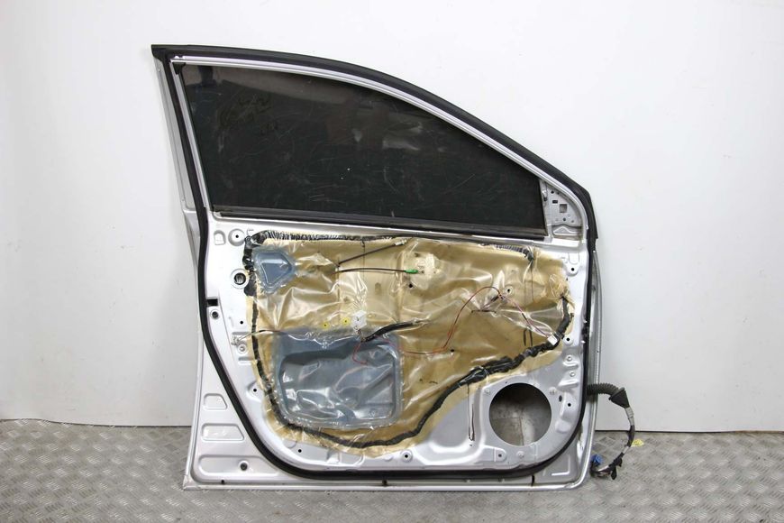 Купити Двері передні ліві Corolla E15 (E150) 2007-2013 6700212A30 6091 б/у на авторозборці