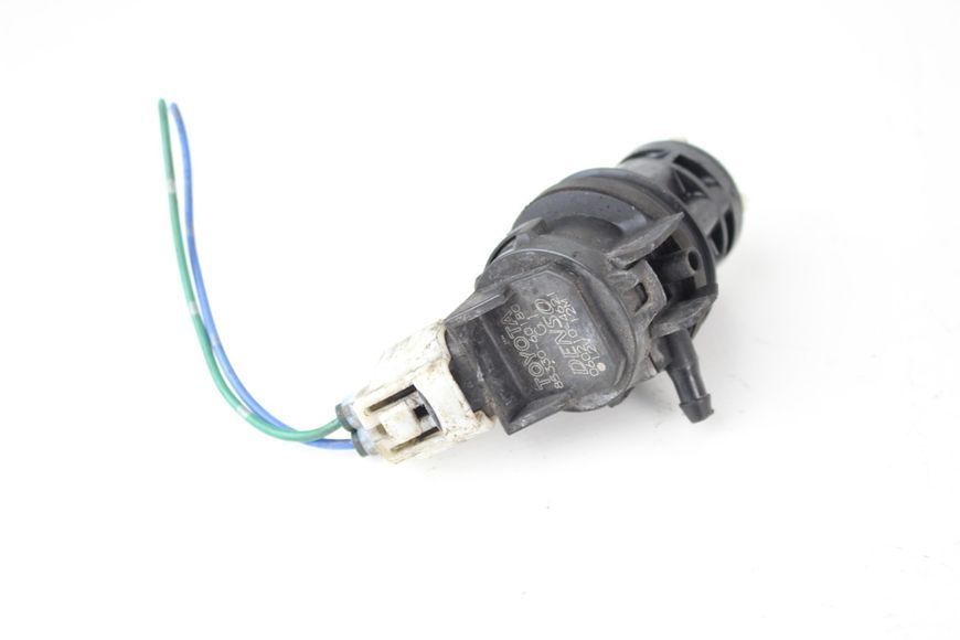 Купить Моторчик омывателя стекла заднего Lexus RX (AL10) 2009-2015 8533060180 98350 б/у на авторазборке