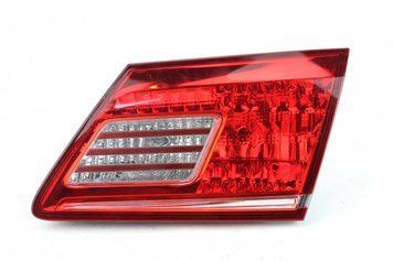 Купити Ліхтар правий внутрішній Lexus ES (GSV40) 2006-2013 8158133190 68928 б/у на авторозборці