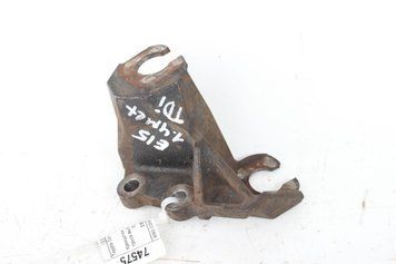 Купить Кронштейн КПП под трос выбора передач 1.4 МКПП TDI Corolla E15 (E150) 2007-2013 3352412060 74575 б/у на авторазборке