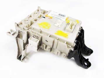 Купить Блок предохранителей сервис Corolla E15 2007-2013 8273012390 21301 б/у на авторазборке