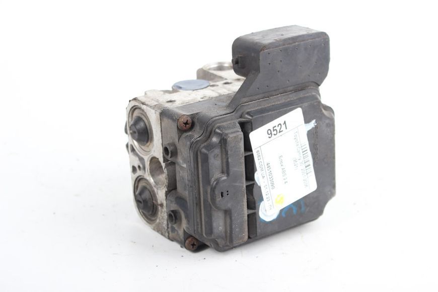 Купити Блок ABS Camry 30 (XV30) 2001-2006 4451033090 9521 б/у на авторозборці