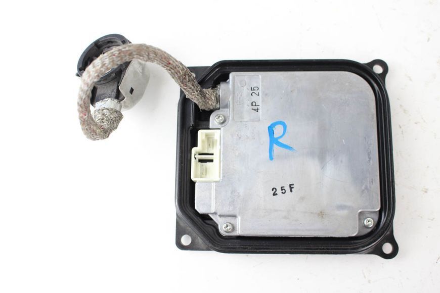 Купити Блок розпалювання ксенонової фари Lexus RX (AL10) 2009-2015 8596733031 36702 б/у на авторозборці