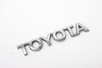 Купить Надпись крышки багажника TOYOTA Corolla E15 (E150) 2007-2013 7544112A00 46890 б/у на авторазборке