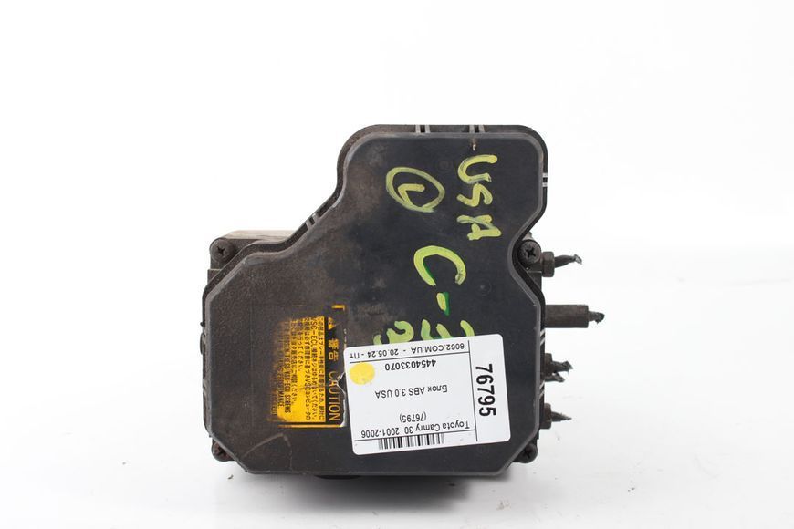 Купити Блок ABS Camry 30 (XV30) 2001-2006 4454033070 76795 б/у на авторозборці