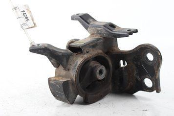 Купить Подушка мотора левая 1.4 Diesel Corolla E15 2007-2013 1237233050 74285 б/у на авторазборке