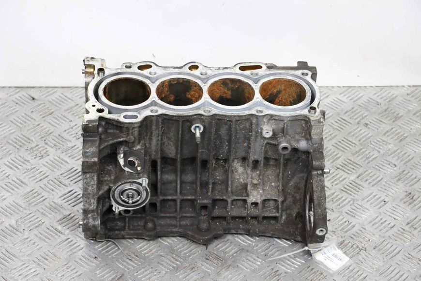 Купити Блок двигуна Corolla E12 (E120) 2000-2006 1141009030 / 1141029155 56614 б/у на авторозборці