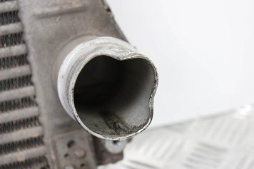 Купить Радиатор интеркуллера 2.0 Diesel Corolla E15 2007-2013 179400R040 20445 б/у на авторазборке