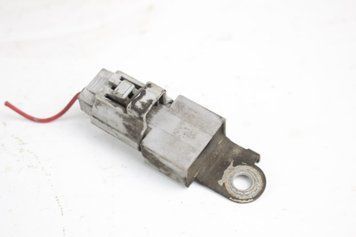 Купить Конденсатор Yaris 2005-2011 9098004140 83079 б/у на авторазборке