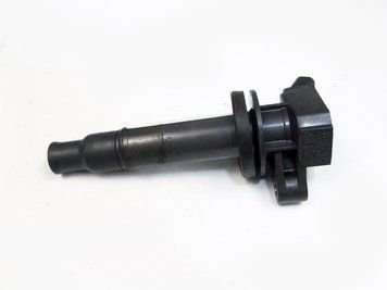 Купити Котушка запалювання Corolla E12 (E120) 2000-2006 9008019015 22720 б/у на авторозборці