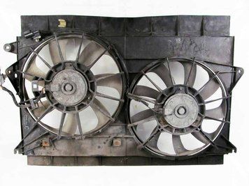 Купить Диффузор с вентиляторами комплект 2.0 Diesel Corolla E15 2007-2013 1671164560 20444 б/у на авторазборке