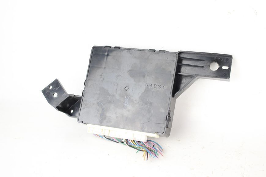 Купить Блок управления климат контроля Lexus RX (AL10) 2009-2015 8865048392 98389 б/у на авторазборке