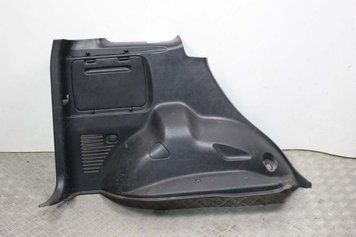Купити Обшивка багажника ліва RAV-4 II (XA20) 2000-2005 6473242011B1 80335 б/у на авторозборці