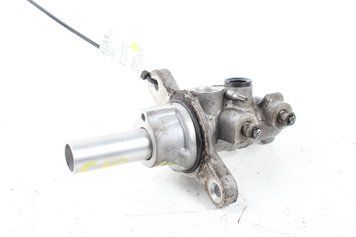 Купить Цилиндр тормозной главный 1.4 МКПП TDI Corolla E15 2007-2013 4727509010 74304 б/у на авторазборке